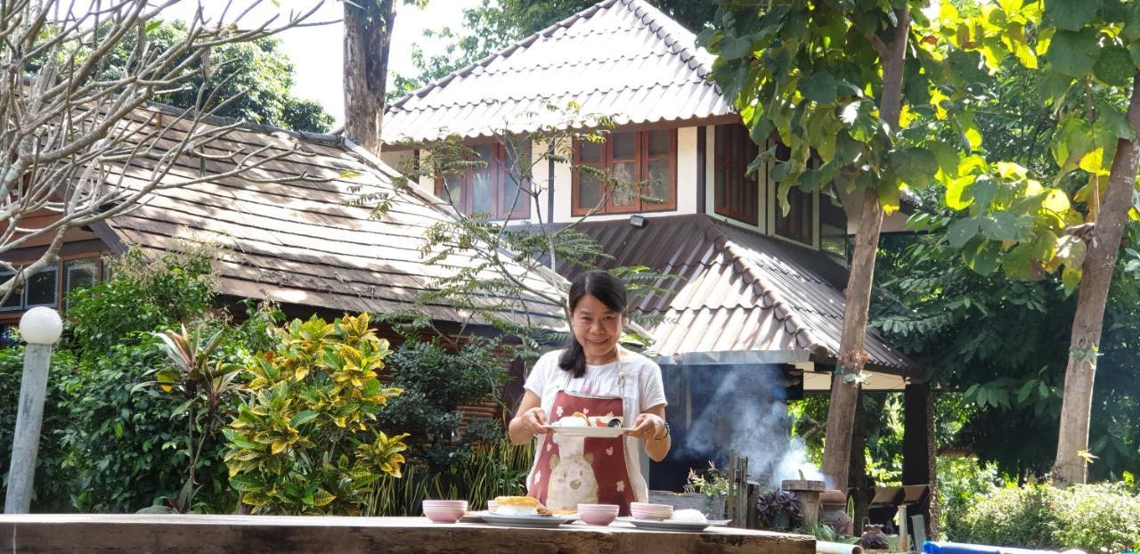 จำค่า ชาเลท์ บ้านพักสวนเกษตร 南邦 外观 照片